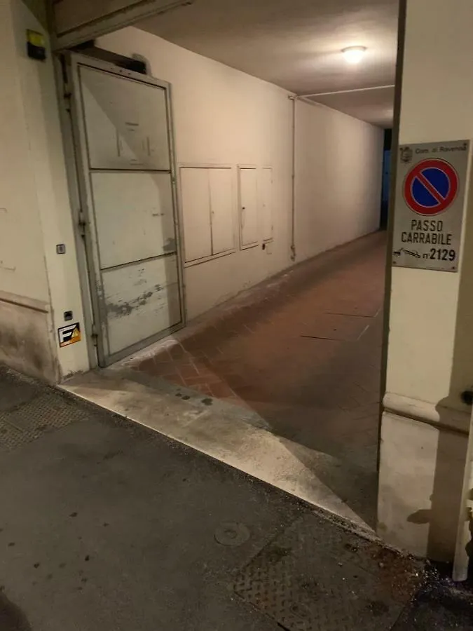 Dante Centro Apartment Ravenna Italy